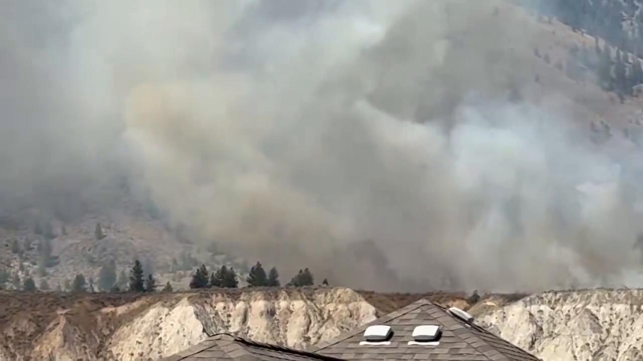 Video thumbnail for Canada: Wildfire Scorches 20 Hectares Near Kamloops, British Columbia.