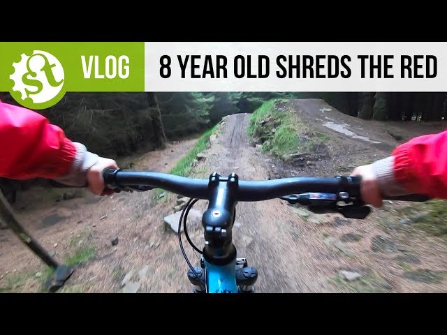 Video thumbnail for 8 Year Old vs Red Downhill Line POV