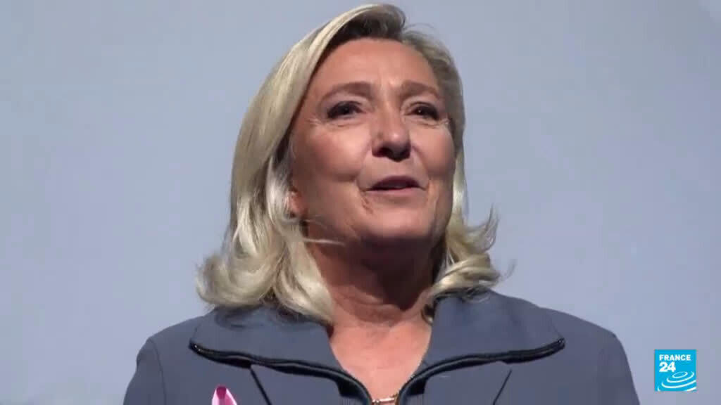 Video thumbnail for France: Le Pen launches presidential campaign in Orleans