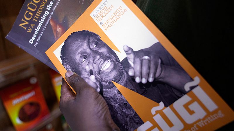 Video thumbnail for Kenyans pay tribute to revered author Ngũgĩ wa Thiong'o