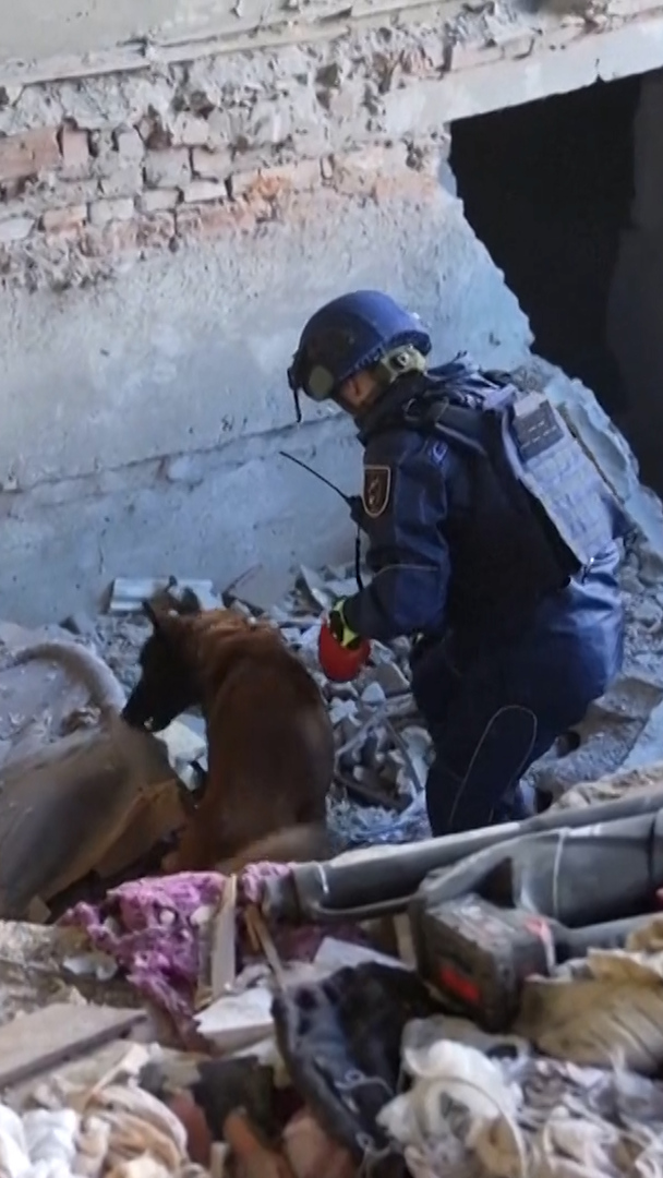 Video thumbnail for Three rescued, one killed in Russian drone strike on Ukraine block