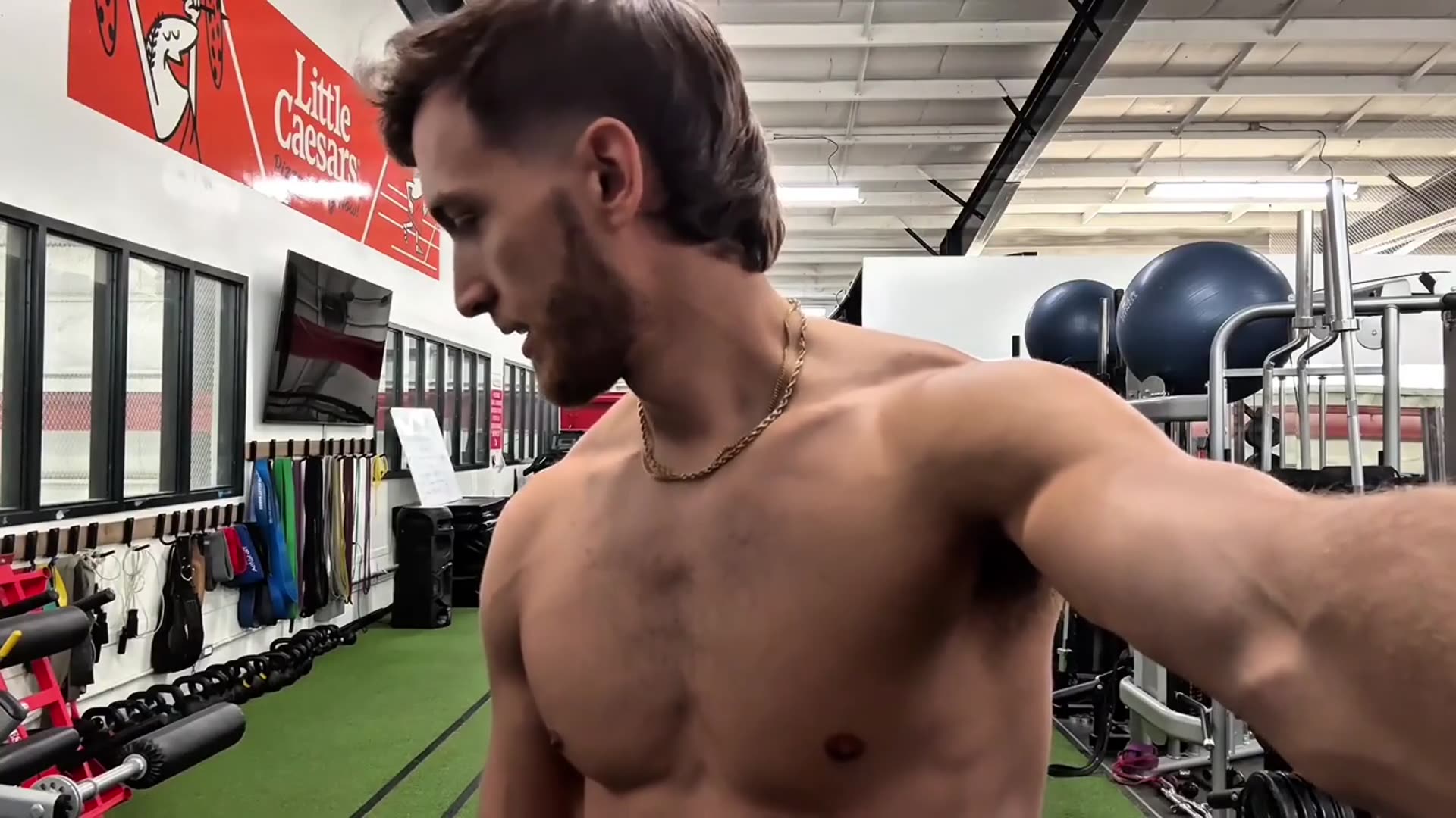 'Video thumbnail for jordan kilganon: upper body day workout, sets and reps'