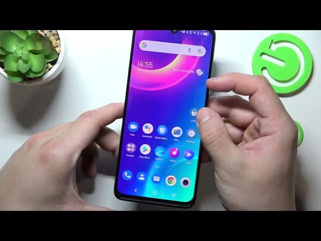 Video thumbnail for Does the TCL 30 Device Have a Headphones Jack? Let's Find Out!