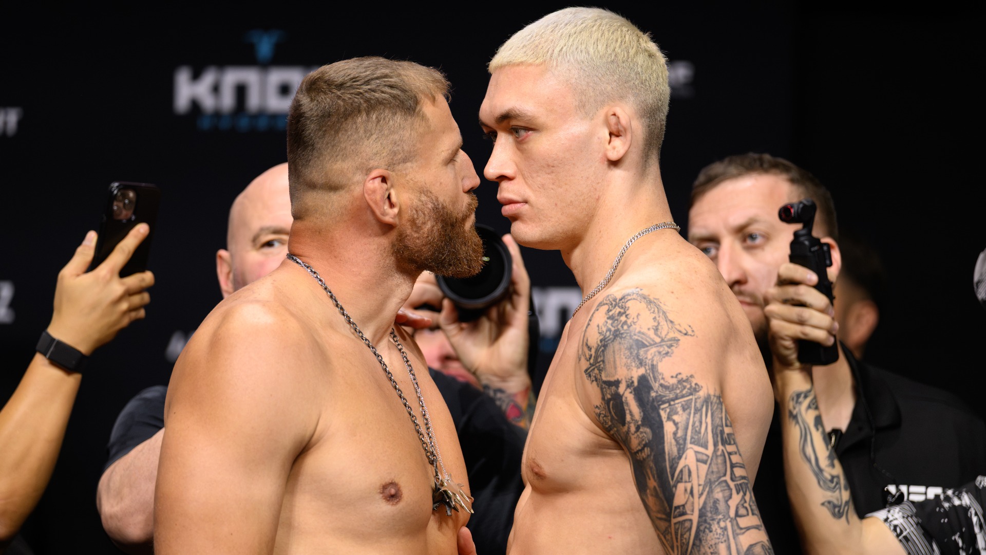 Video thumbnail for Analyzing Stirling vs. Blachowicz: Fight Odds and Predictions