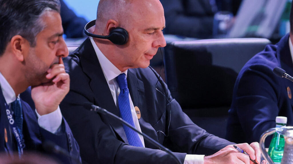 Video thumbnail for Russia's G20 US invitation severely criticised by European countries