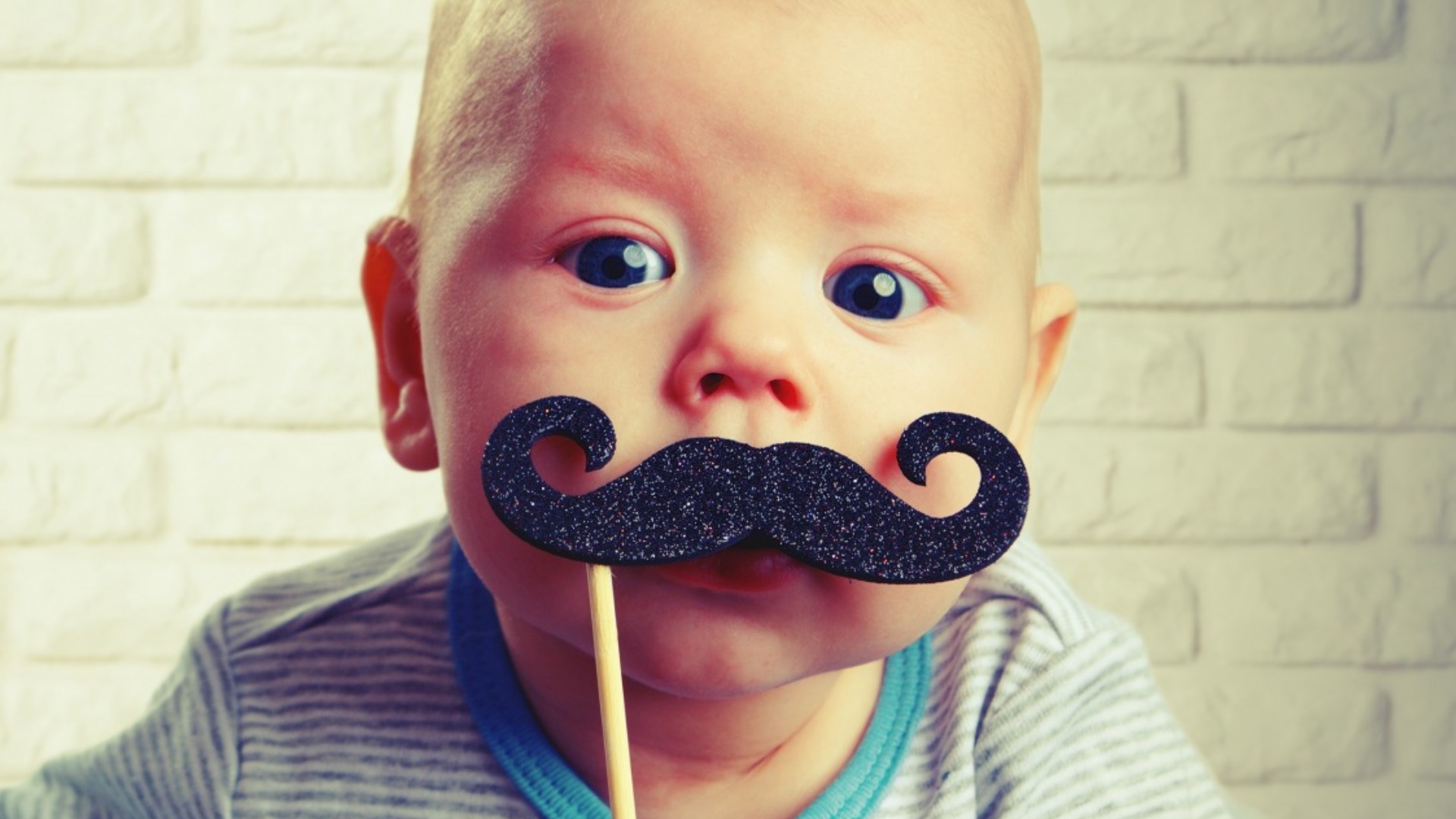 Video thumbnail for Hipster Baby Names That Will Sound Ridiculous In A Few Years