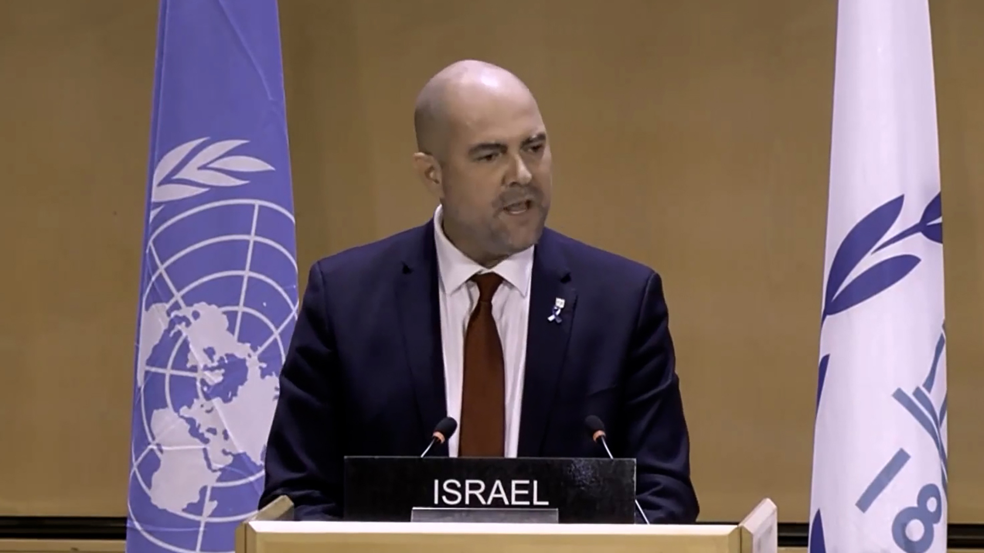 'Video thumbnail for Leader of Israeli Knesset taunts UK, France over Palestinian state'