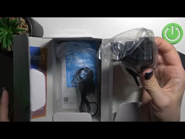 Video thumbnail for ALCATEL 1 (2022) - Does it Come with Charger