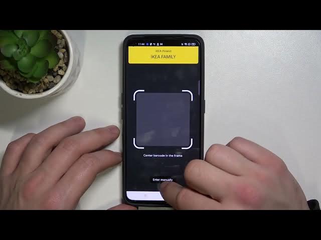 Video thumbnail for Realme GT Neo 2 - How To Add Different Type Of Cards To Google Pay