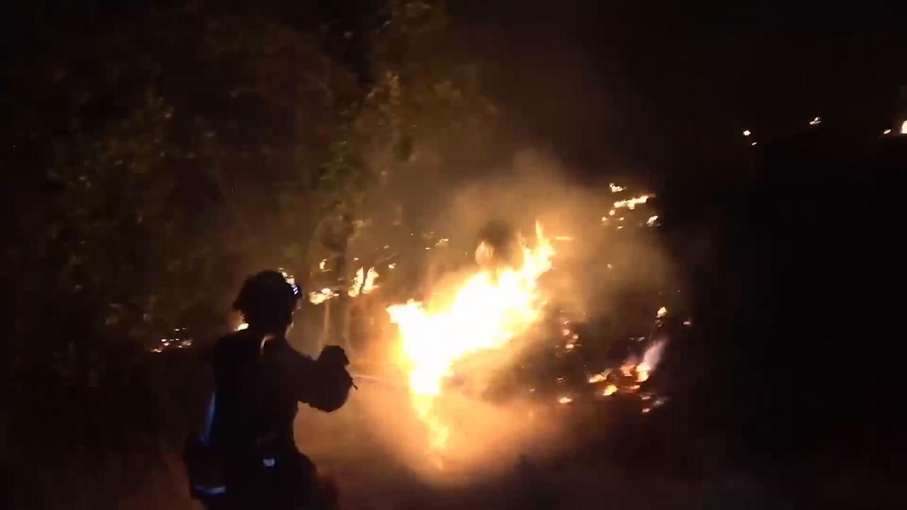 Video thumbnail for Spain: Military joins overnight battle against Guadalajara wildfire.