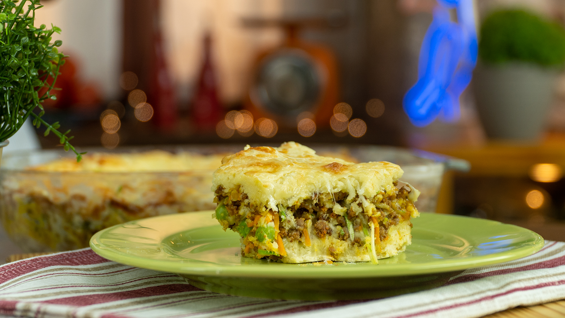 Video thumbnail for Torta de Carne Moída com Abobrinha de Liquidificador