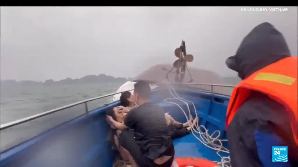'Video thumbnail for Dozens dead after Ha Long Bay tourist boat capsizes in Vietnam'