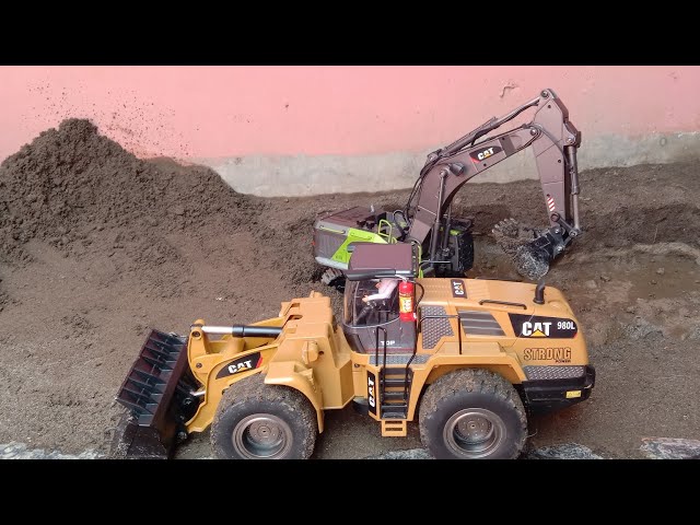 'Video thumbnail for RC Excavator CAT and RC Bulldozer Wheel Loader CAT | BangSiagianID'