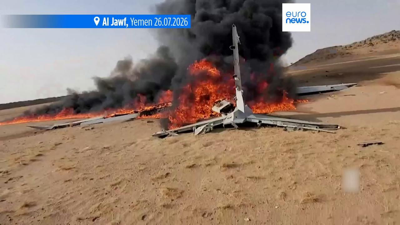 Video thumbnail for US and Iran hold fire for third night as talks given 'space'