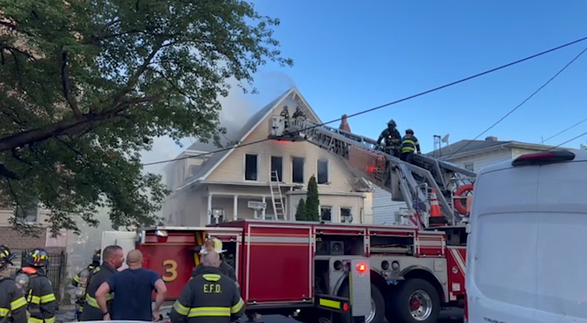 Video thumbnail for Woman injured after jumping from 3rd floor of burning Elizabeth home