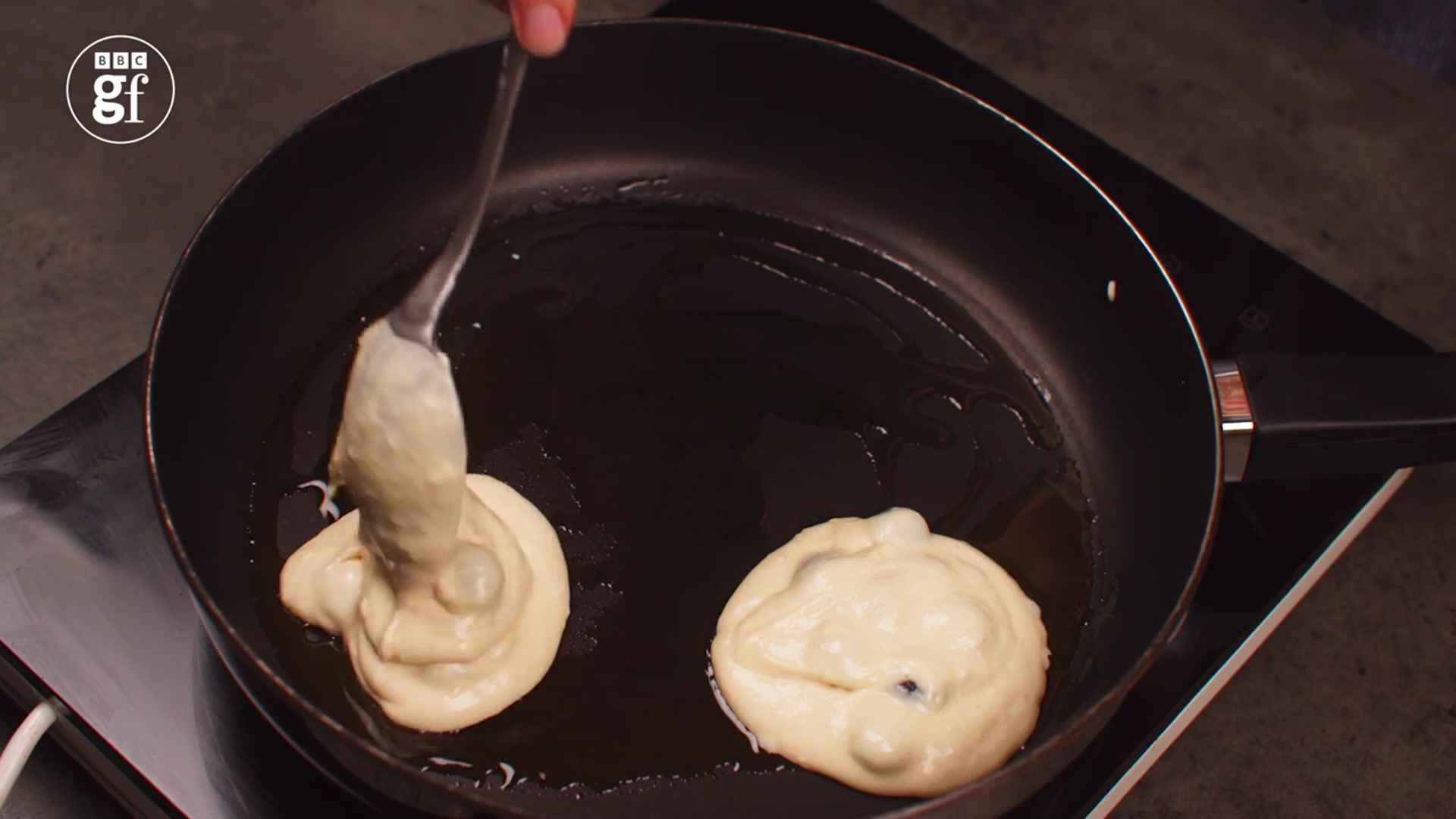 'Video thumbnail for American blueberry pancakes'