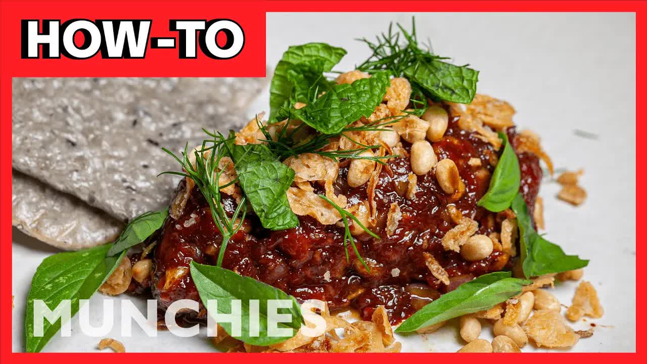 Video thumbnail for vice-munchies: lamb laarb tartare: a northern thai delicacy with nick bognar