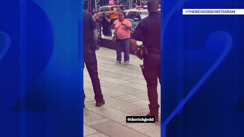 Video thumbnail for NY AG opens investigation into fatal NYPD shooting in Times Square stabbing attack