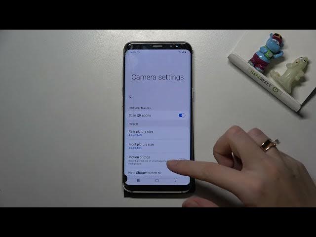 Video thumbnail for SAMSUNG Galaxy S8 Camera Mirror Effect