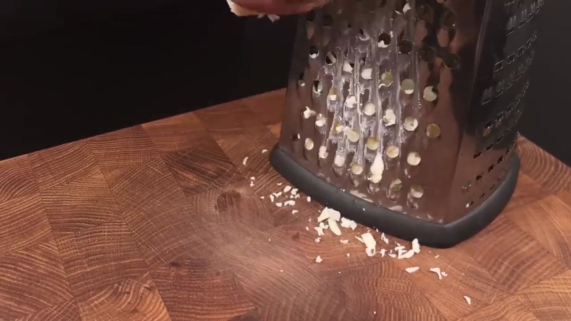 Video thumbnail for Ein wunderbares Rezept für Hackfleisch in einer cremigen Sauce. Schnell und lecker! (720p_25fps_H264-128kbit_AAC)