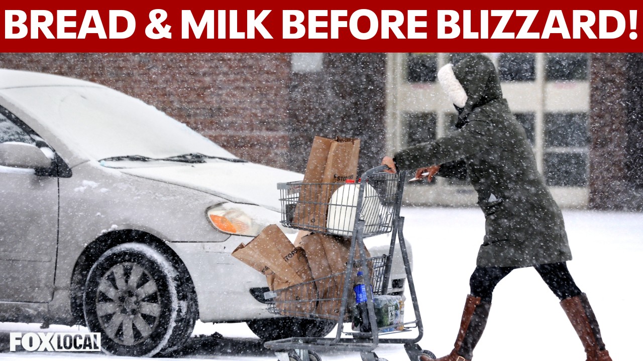 Video thumbnail for NYC shoppers' mad dash to grocery store before blizzard