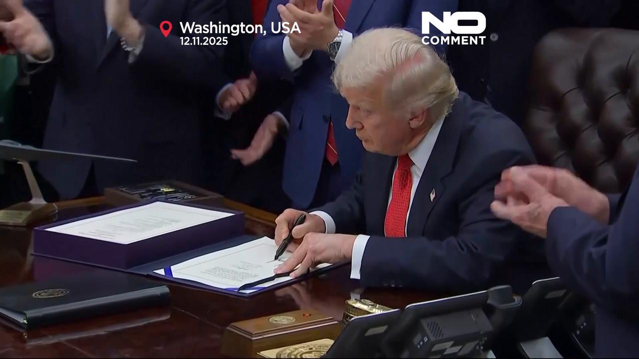 Video thumbnail for Trump signs funding bill, bringing an end to the 43-day government shutdown