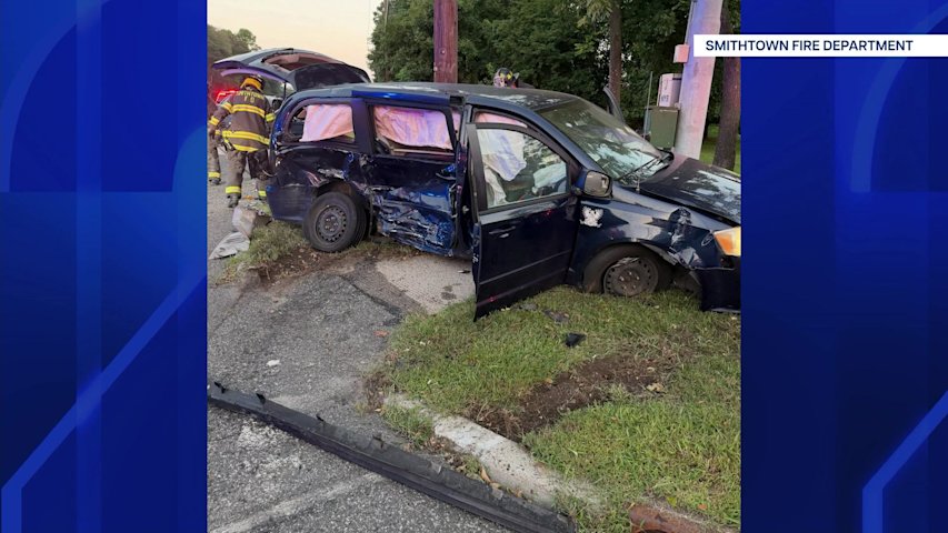 Video thumbnail for Person critically injured in Smithtown collision