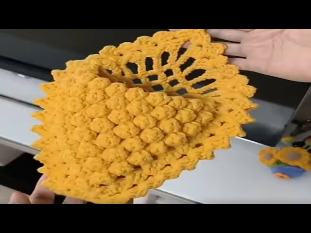Video thumbnail for DIY Crochet Plant Hangers for Home Decor (part 1)