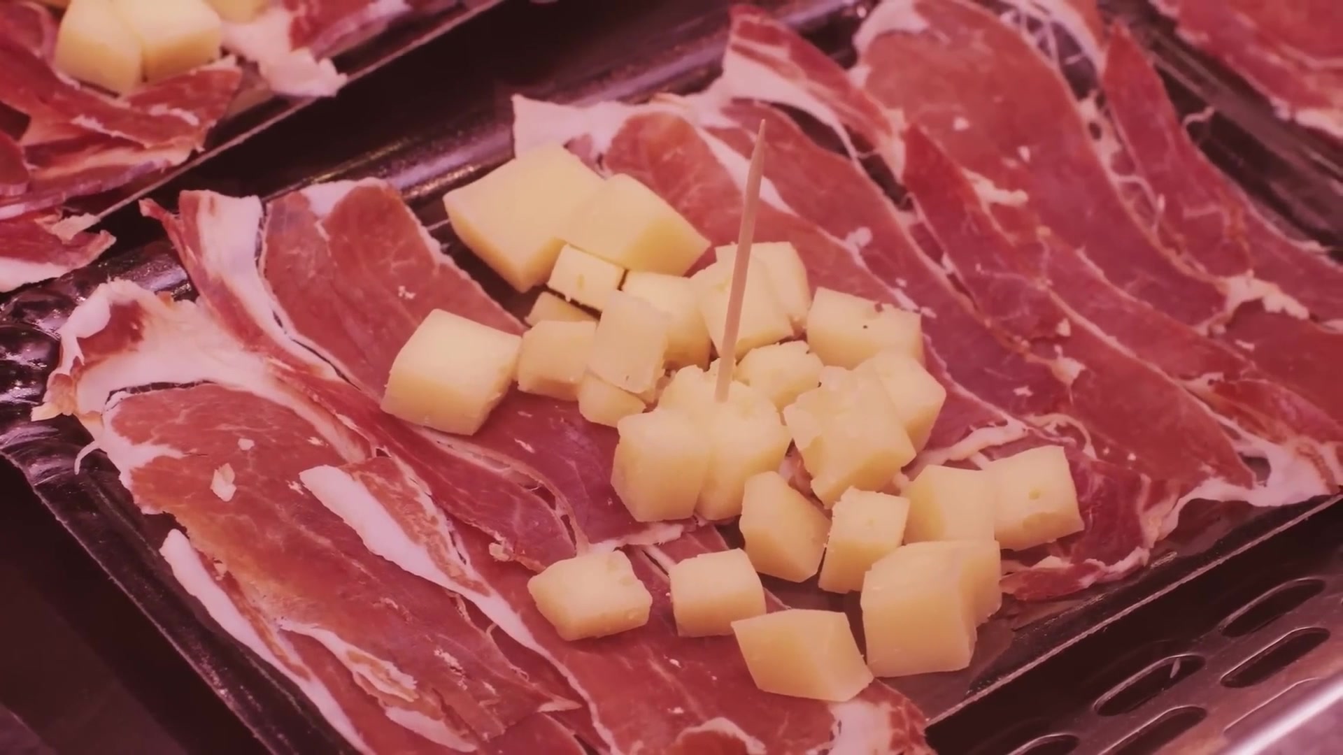 Video thumbnail for The Rise & Fall & Resurgence Of Buffet Chain Restaurants