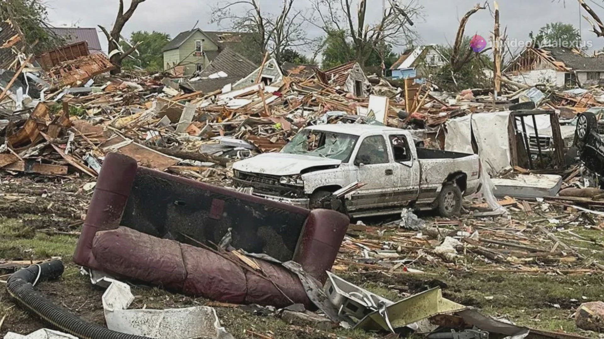 'Video thumbnail for Greenfield, Iowa Devastated by Tornado (Multiple Deaths)'