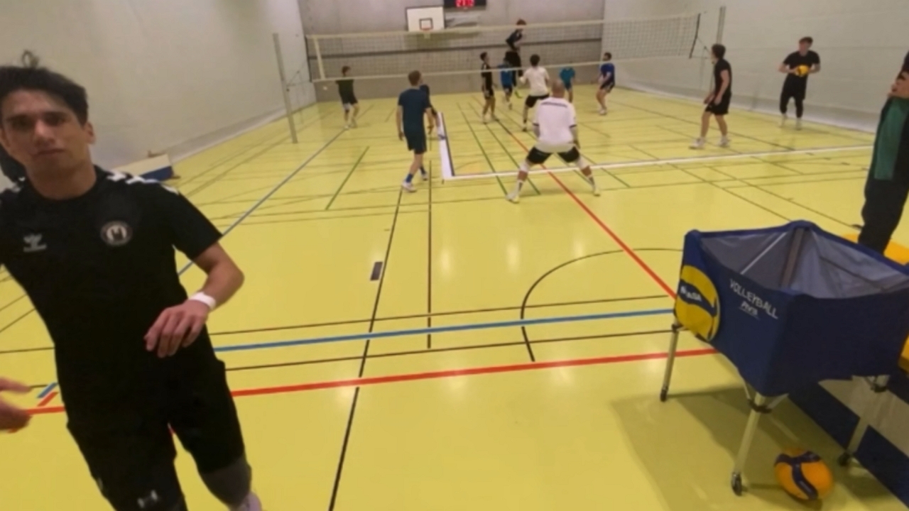 Video thumbnail for Epic Back Block Stuns Volleyball Fans!