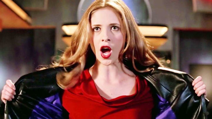 Video thumbnail for 10 TV Episodes That Should Have Jumped The Shark (But Didn't)