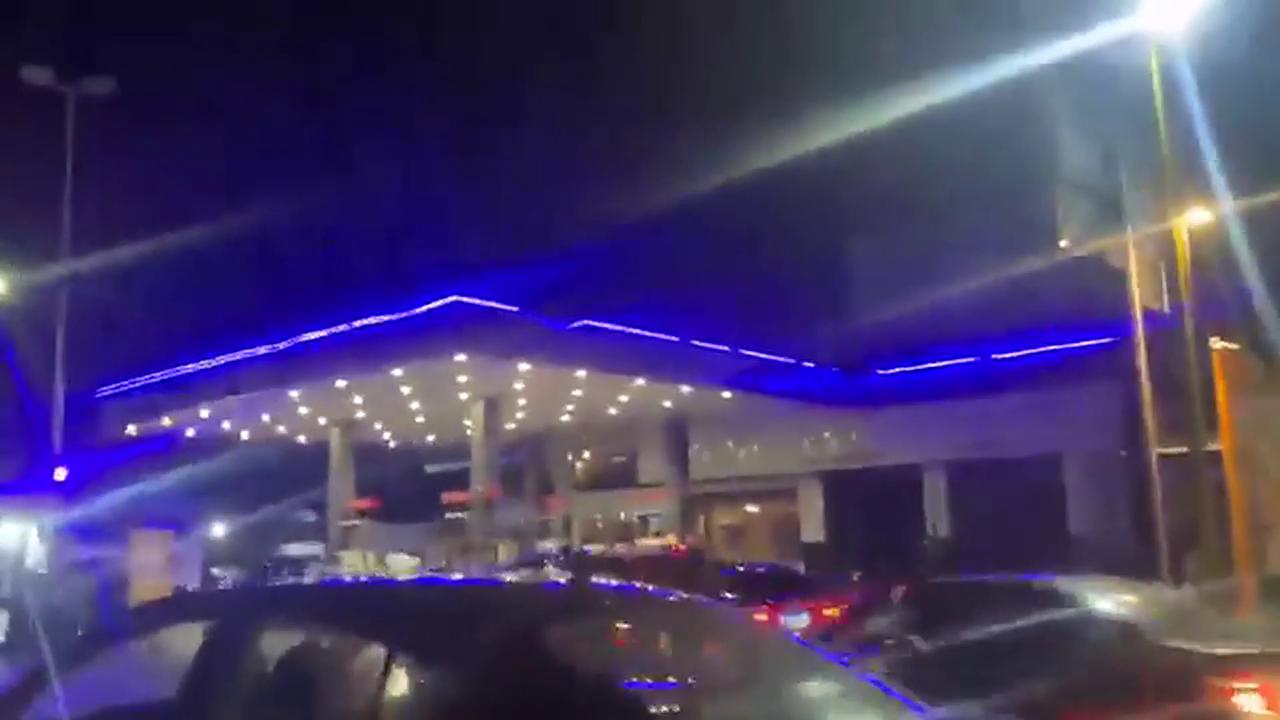 Video thumbnail for Lebanon: Beirut Drivers Queue at Gas Stations.