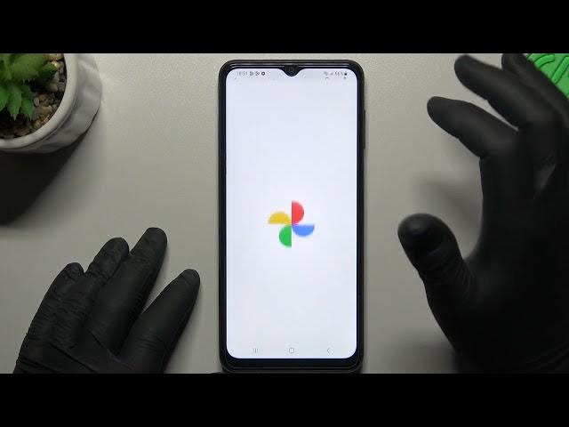 Video thumbnail for How to Scan QR Codes on the SAMSUNG Galaxy A04S