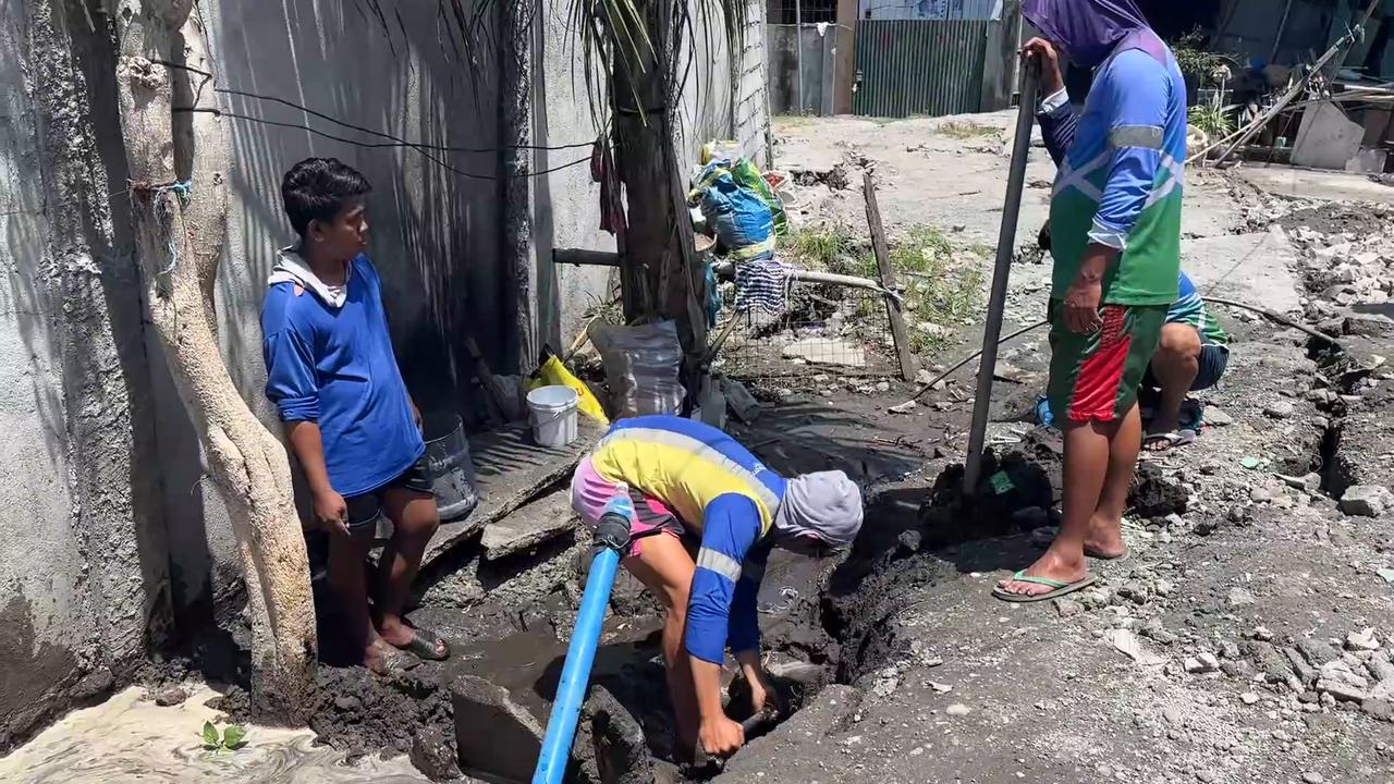 Video thumbnail for Philippines: Philippines earthquake death toll rises to 45, search for 17 missing continues.