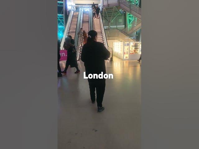 Video thumbnail for Is London Worth Visiting?