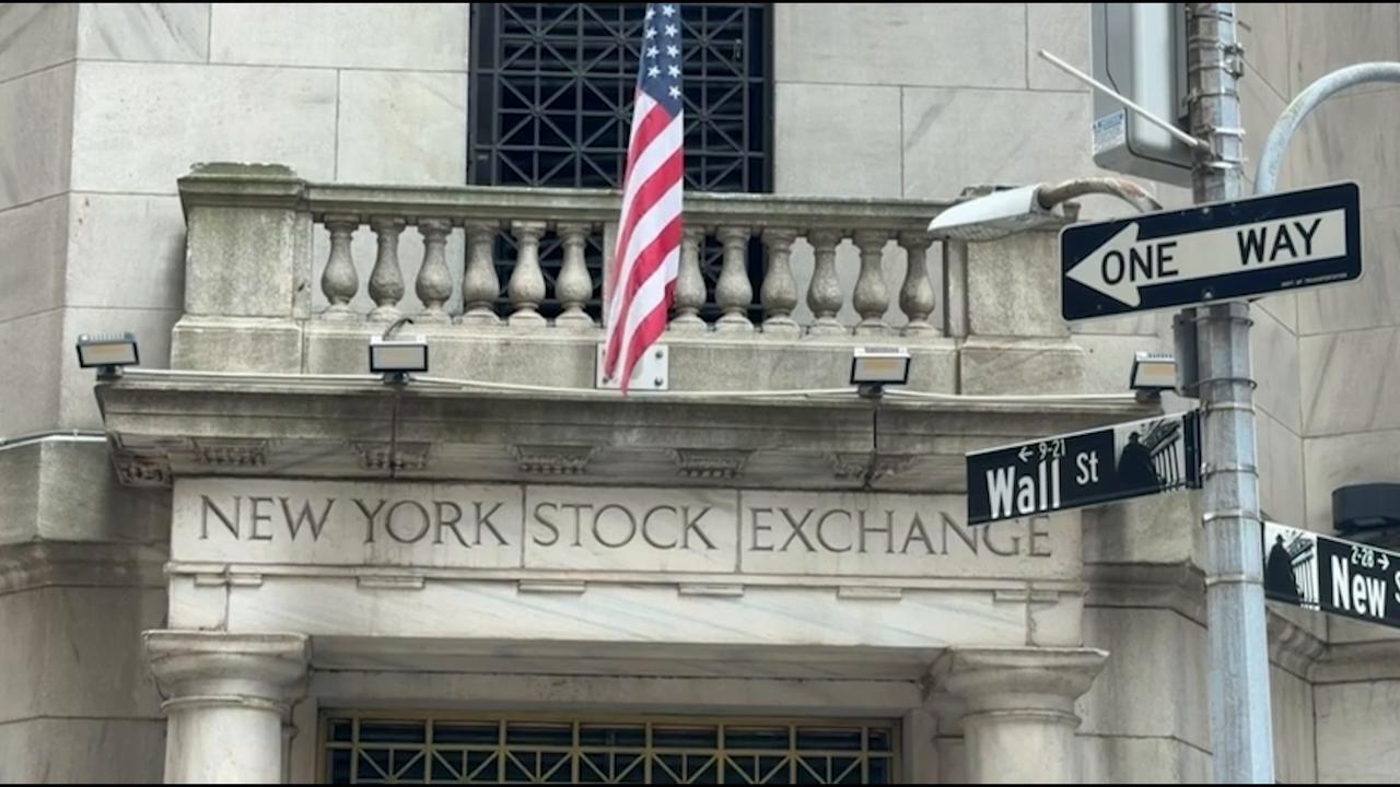 Video thumbnail for US: US stocks end with losses as inflation climbs, Trump threatens more action against Iran.
