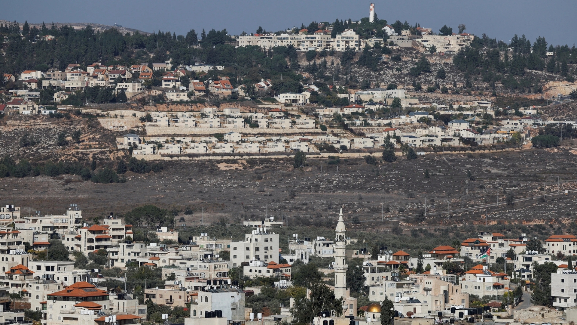 Video thumbnail for Israel illegal settlements: UN says settlements expansion has hit new record