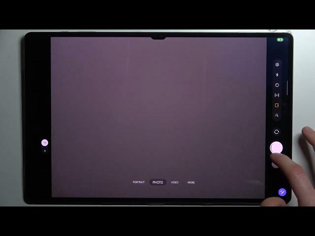 Video thumbnail for How to Burst Shot in SAMSUNG Galaxy Tab S8 Ultra – Series of Pictures