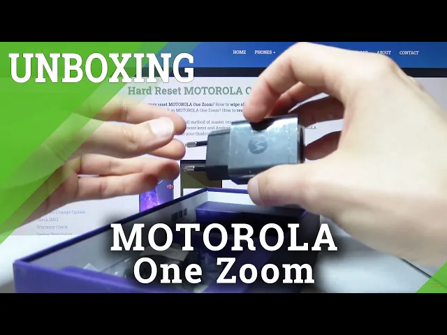 Video thumbnail for Unboxing the Motorola One Zoom – First Impression / What's Inside the Moto Box