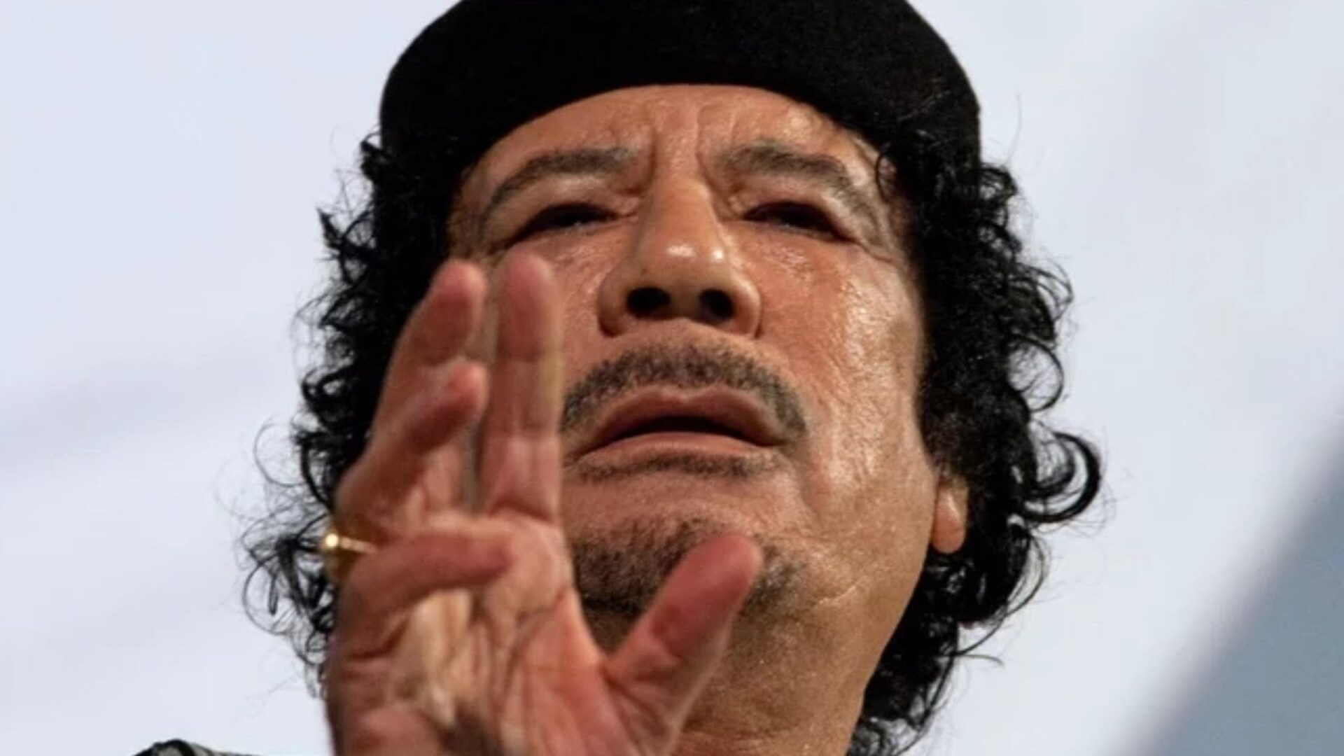 Video thumbnail for Here's What Happened To The Bodies Of These Dictators