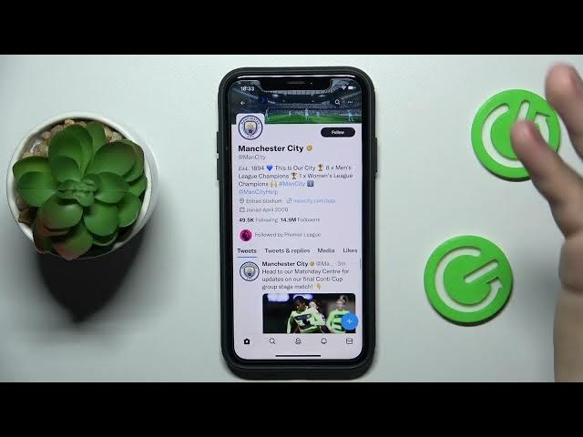 Video thumbnail for How to Follow Someone on Twitter - Start Following a Twitter User on the Mobile App
