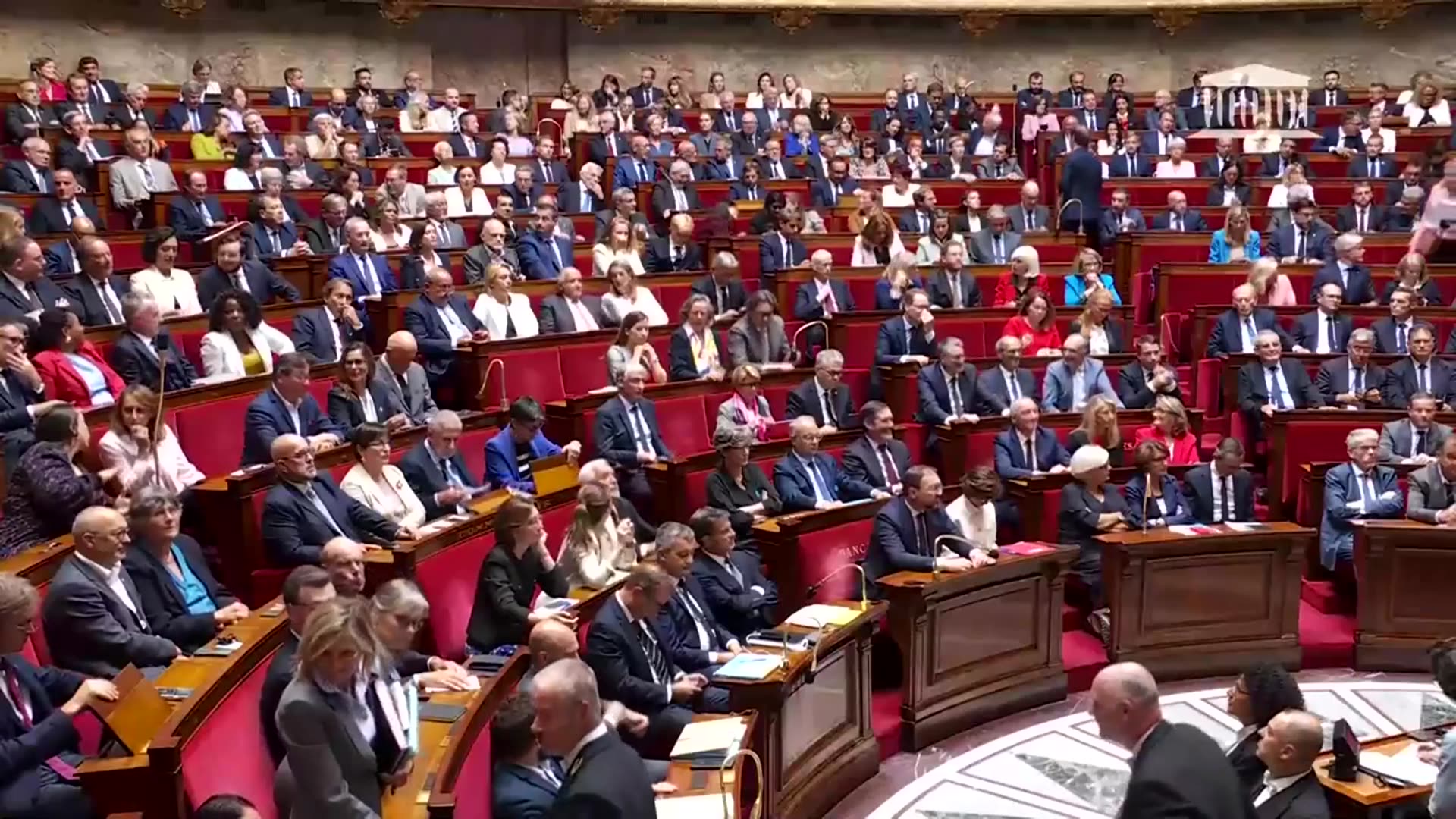 'Video thumbnail for Watch moment French PM faces down National Assembly as deputies prepare to oust him in brutal no confidence vote'