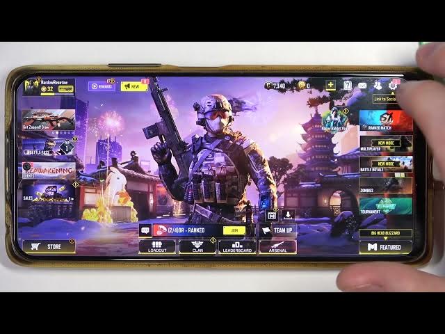 Video thumbnail for Call Of Duty Mobile How To Enable & Disable Continues Grenade Throw