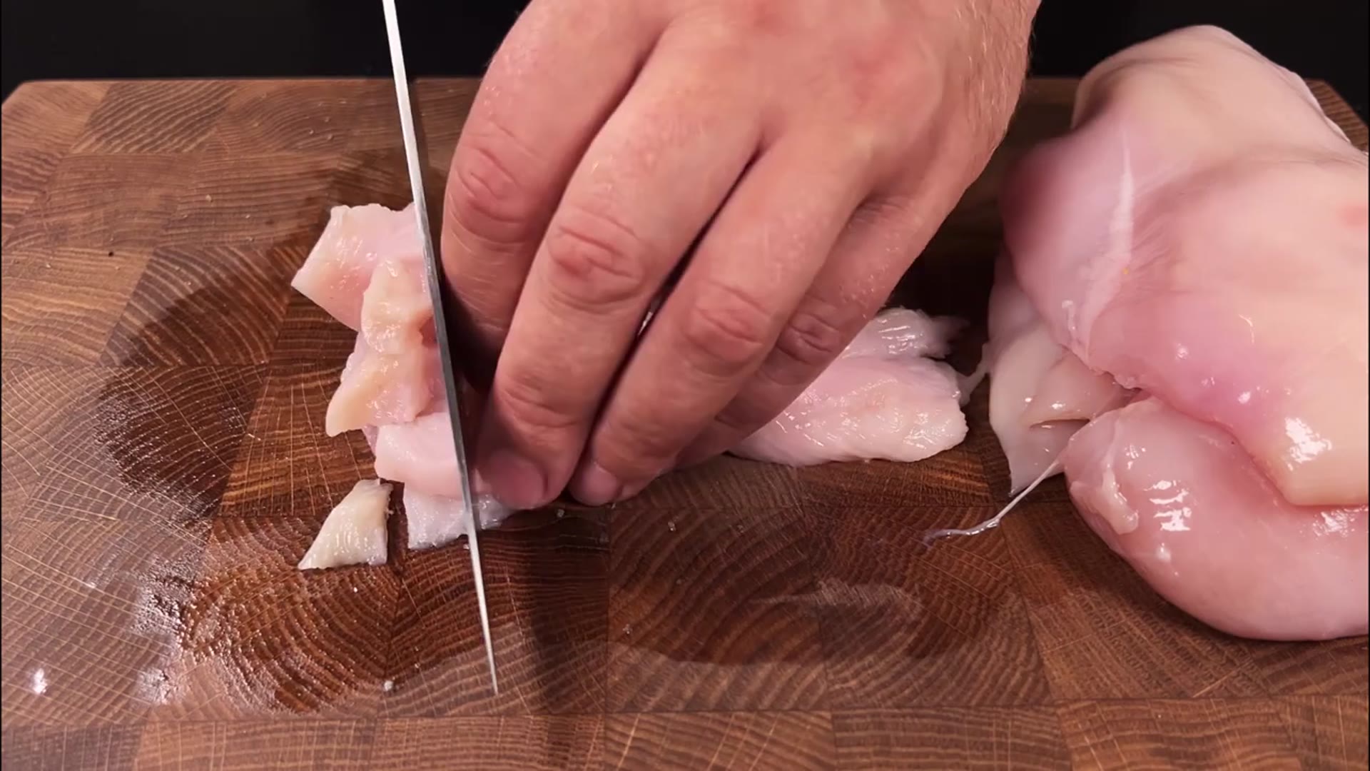 Video thumbnail for ENTDECKEN SIE DAS BESTE HÜHNERRREZEPT! 🍗✨ Einfach und Lecker!