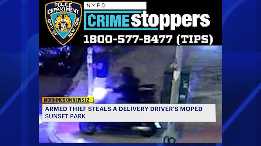 Video thumbnail for Man on the run after moped robbery in Sunset Park