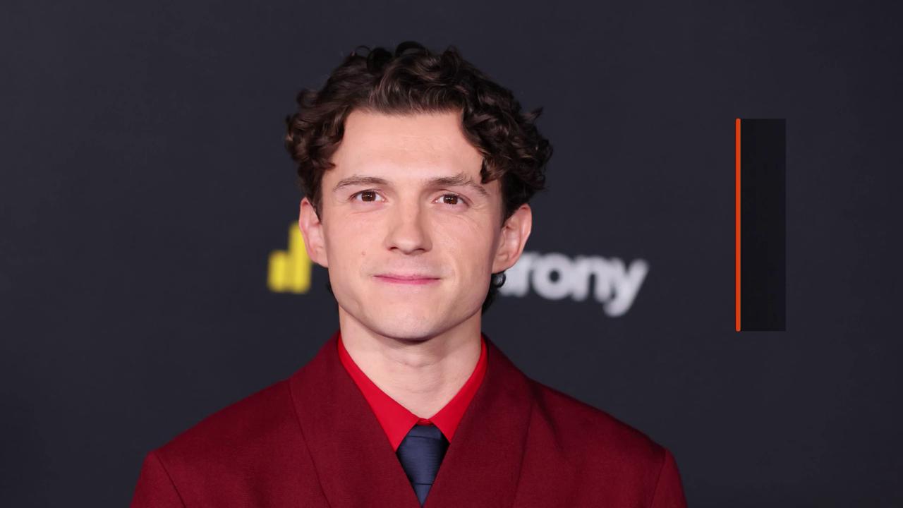 Video thumbnail for Tom Holland n'est pas prêt à rendre le costume de Spider-Man.