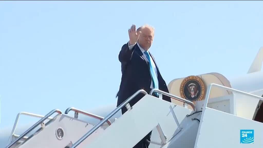 Video thumbnail for Trump accused of conflict of interest between his personal wealth and national security