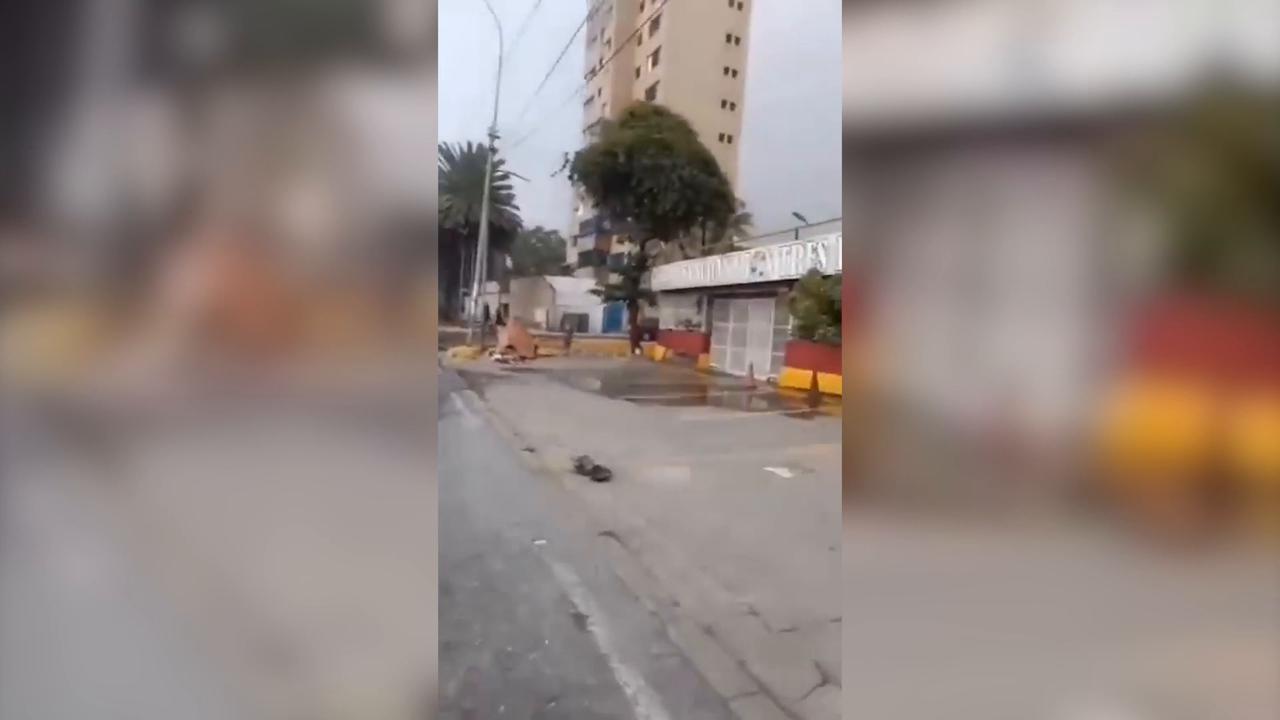 Video thumbnail for Venezuela: Magnitude 7.5 and 7.2 earthquakes hit Venezuela.