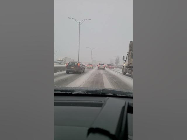 Video thumbnail for Début de la tempête à Montréal
